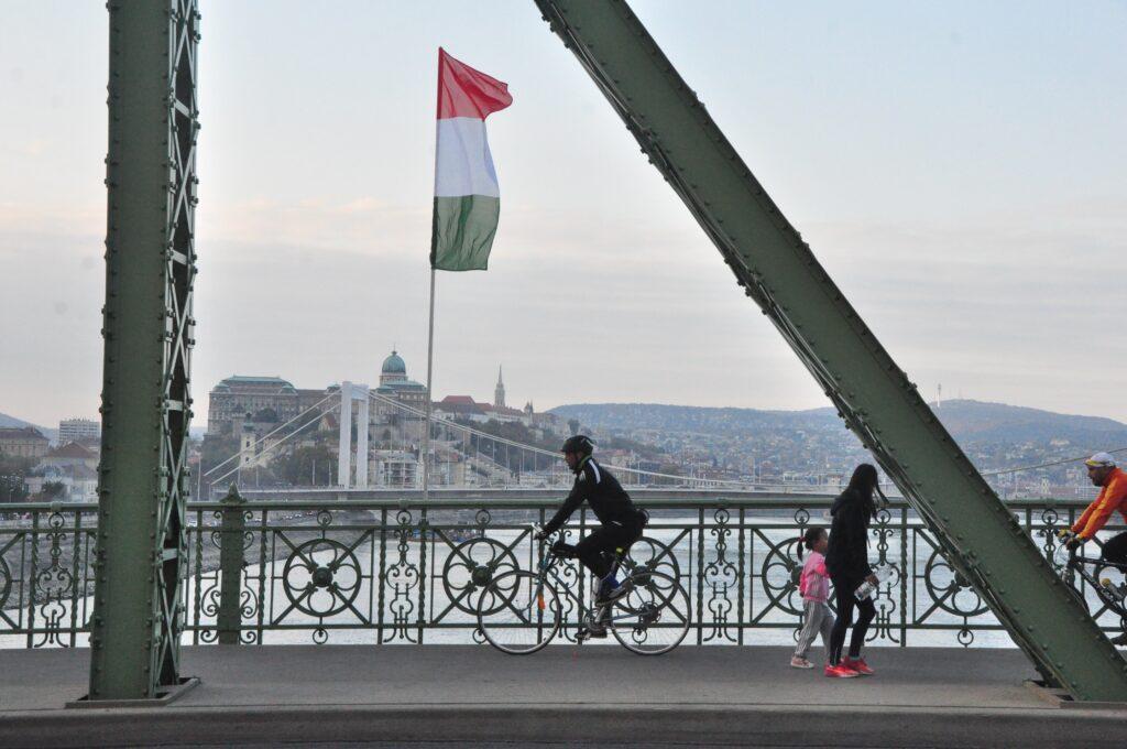 tax residency in hungary for digital nomads