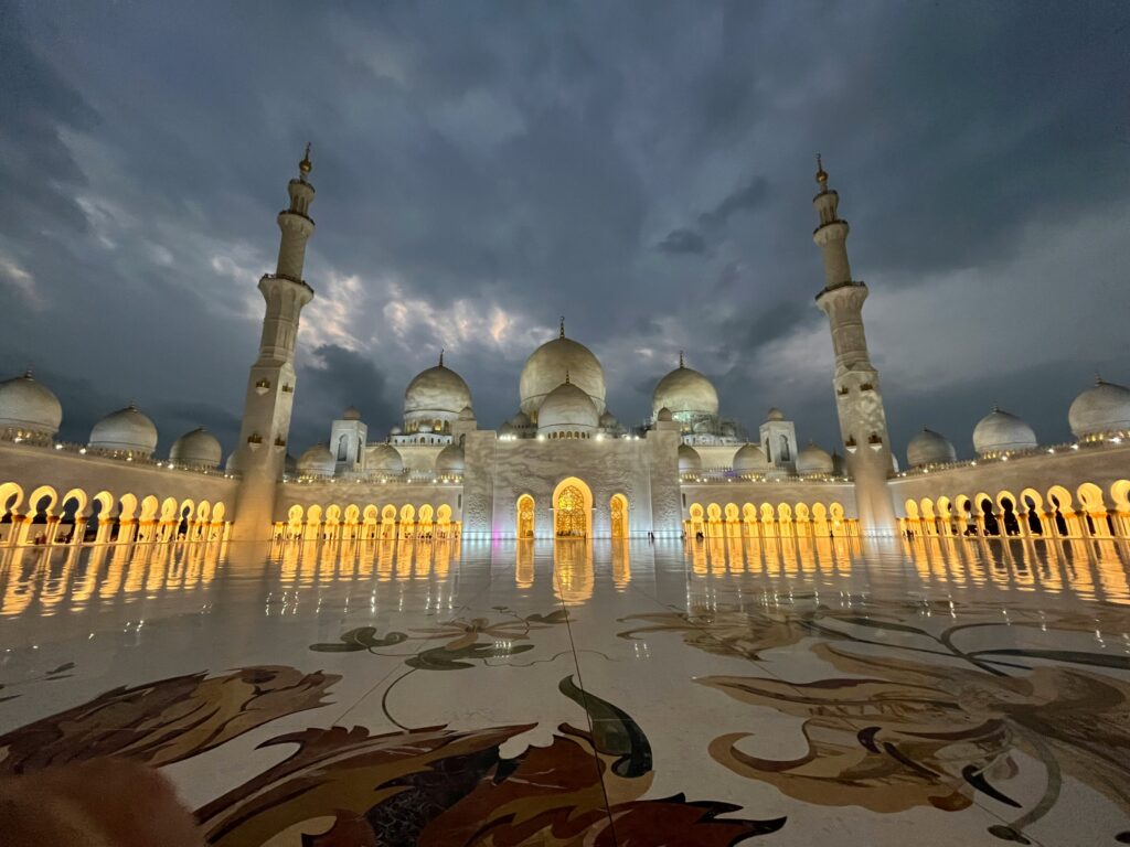 Sheikh Zayed Grand Mosque Abu Dhabi UAE